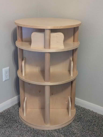 Photo of free 3 story spinning media center (Kemah) #2