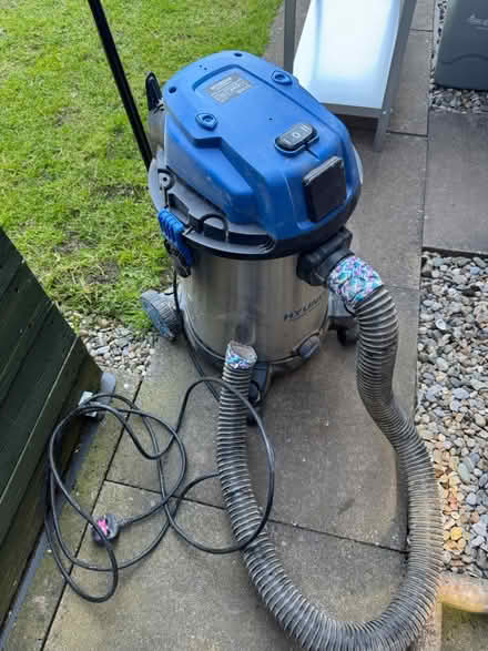 Photo of free Vacuum (WS11 Cannock) #1