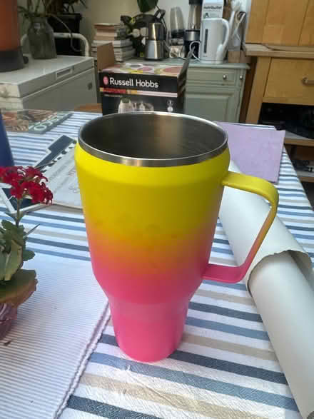 Photo of free Large cup no lid (Se6 2ha) #1