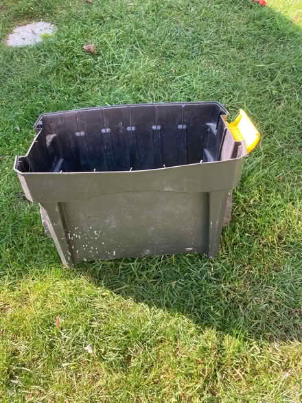 Photo of free Old damaged toolbox (Letchworth wilbury) #1