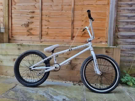 Photo of free BMX-style bike (Stroud GL5) #1