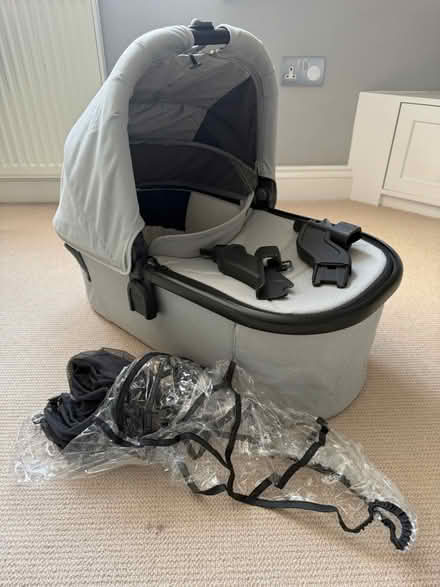 Photo of free Uppababy Vista V3 basinet (Chiswick W4) #1