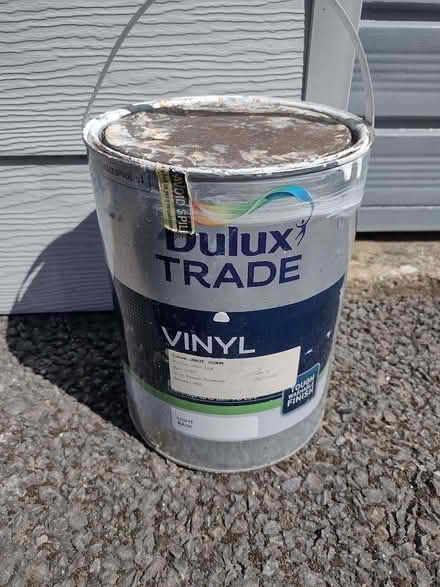 Photo of free 5L tin of paint almost full (Pokesdown BH5) #1