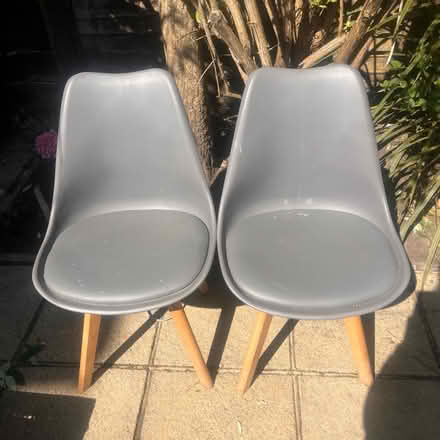 Photo of free 4 x dining chairs (Walton on KT12) #1