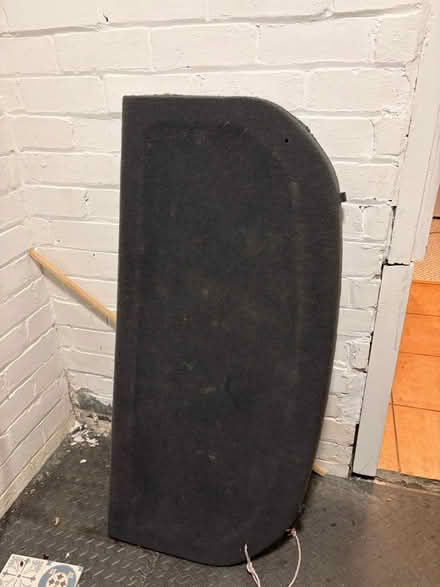 Photo of free Parcel shelf (Manor castle, S2) #1