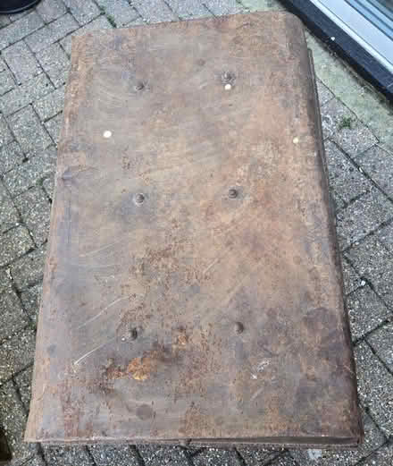 Photo of free Old Metal Trunk (Aldrington BN3) #4