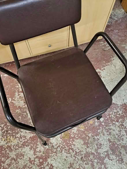 Photo of free commode chair. (Countesthorpe LE8) #1