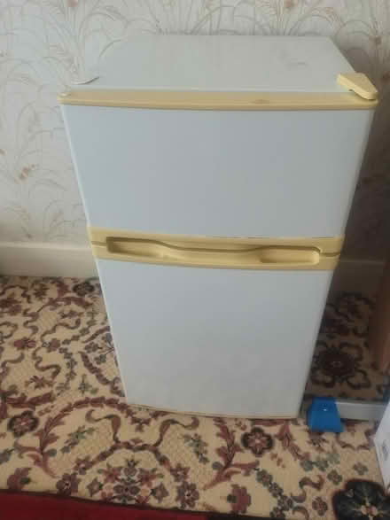 Photo of free Small fridge freezer (TW7 4) #1