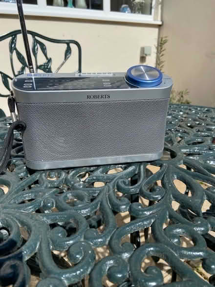 Photo of free Robert’s Lw/Med/Fm Portable Radio (Aigburth L19) #1