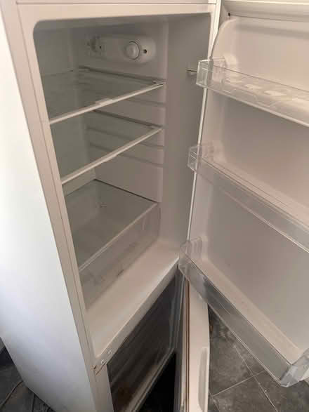 Photo of free Refrigerator (Bottle L202ET) #2