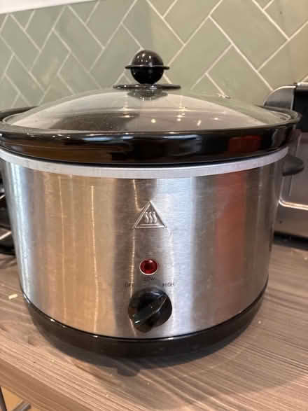 Photo of free Slow Cooker (Townhill KY12) #1