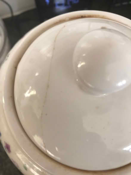 Photo of free Teapot shaped electric kettle (Bedford (putnoe)) #2