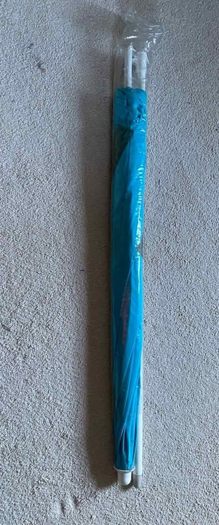 Photo of free Sun beach parasol (Sevenoaks station) #1