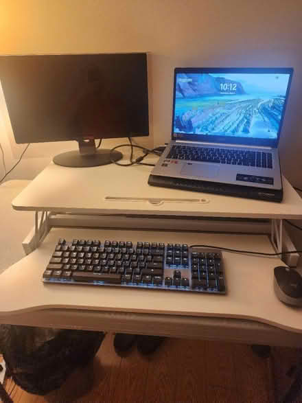 Photo of free Standing Desk Converter (Flushing) #3