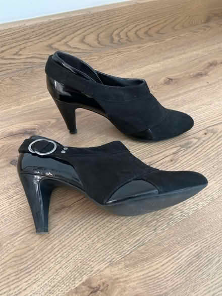 Photo of free M&S uk size 6 heeled shoed (St Albans AL3) #1