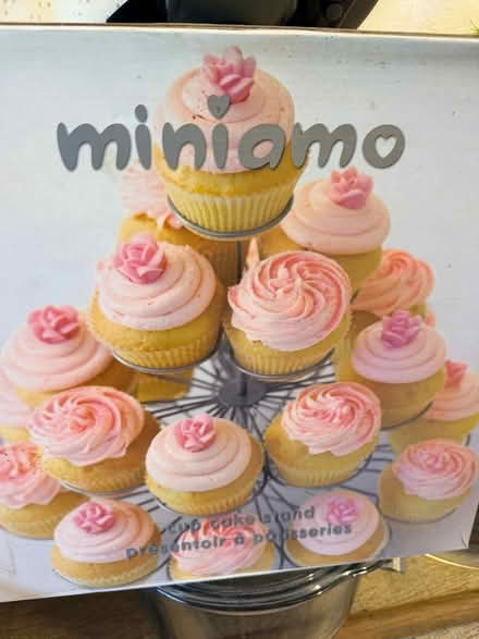 Photo of free Cake Stand (Belmont SL6) #1