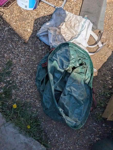 Photo of free Various bits (Harrold Bedford) #4