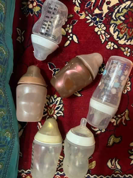 Photo of free Assorted Baby Bottles (Yiewsley UB7) #1