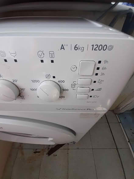 Photo of free Washing machine & microwave (Southgate SA32BT) #1