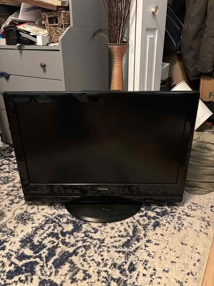 Photo of free TV (Petworth/Columbia Heights) #1