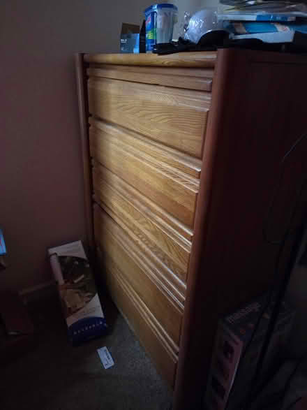 Photo of free Bureau (Lexington Park) #2