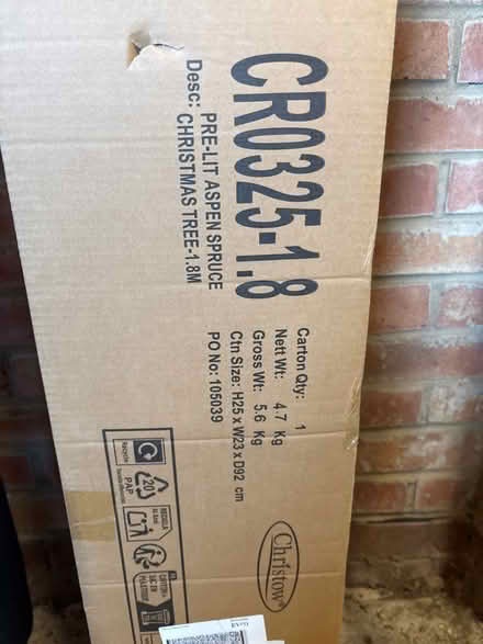 Photo of free NEW IN BOX Pre-lit Christmas Tree (Stokenchurch HP14) #1