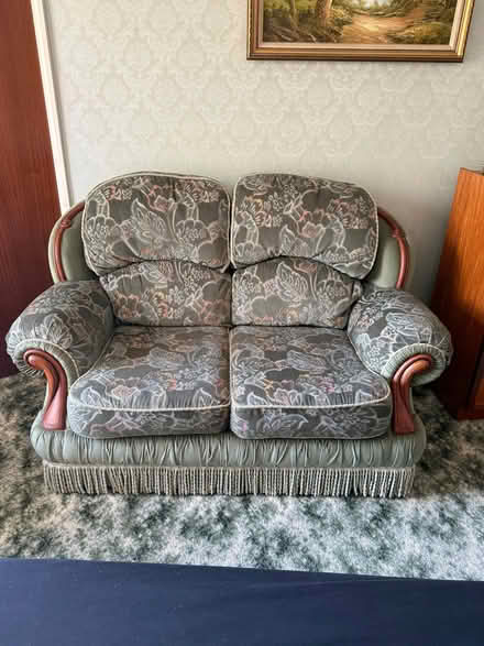 Photo of free Three piece suite, and storage footstool. Ex condition (Shavers End DY1) #1