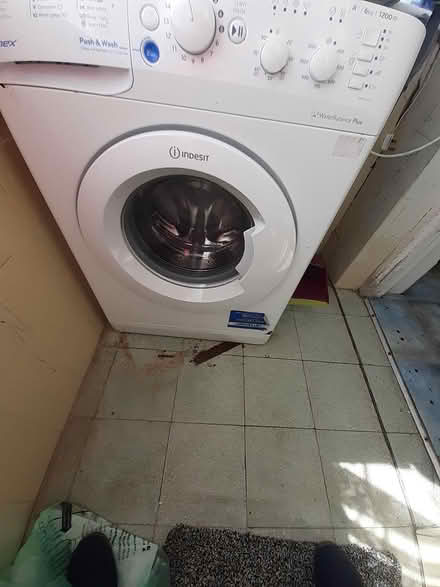 Photo of free Washing machine & microwave (Southgate SA32BT) #3