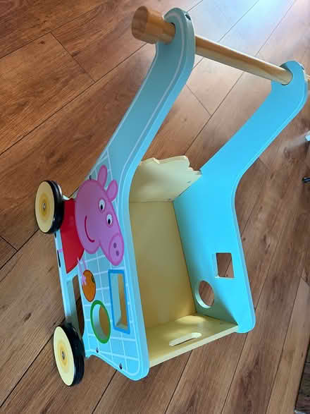 Photo of free Peppa pig shopping trolly (Cheslyn hay WS6 7BN) #1