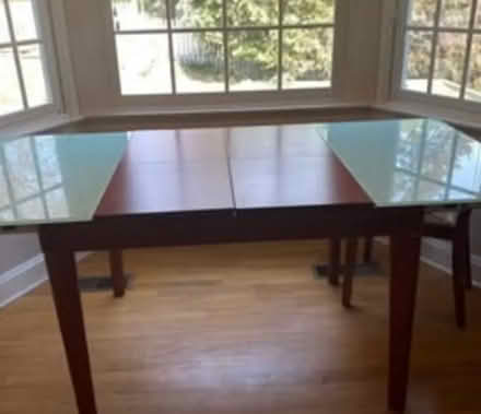 Photo of free Kitchen table (Fairfield, CT) #1