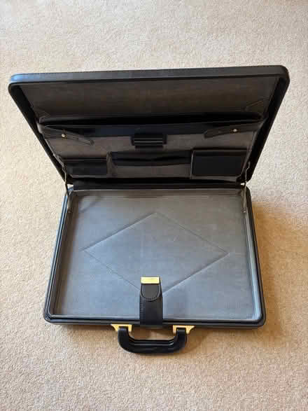 Photo of free Slim black briefcase (Pangbourne RG8) #2