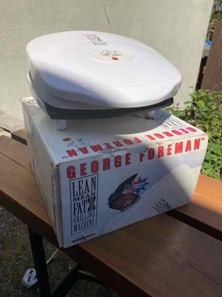 Photo of free george foreman grilling machine (Queens Park BH9) #1