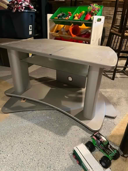 Photo of free TV Console Table (Waterford/Clarkston) #1