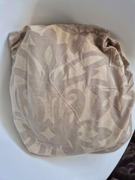 Photo of free Kingsize duvet set, 2 pillow cases and an undersheet (Abingdon OX14) #1