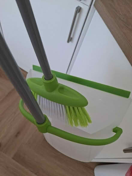 Photo of free Upright dustpan and brush (Dronfield Woodhouse S18) #2