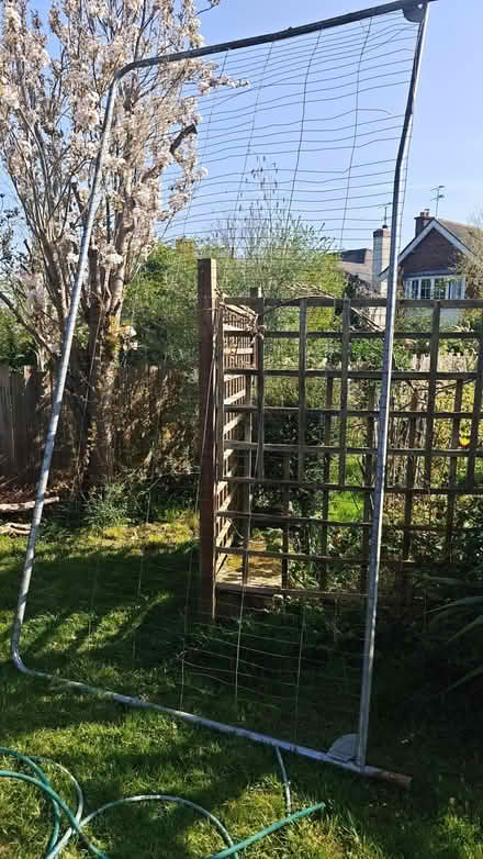 Photo of free Builders Metal Fences (Stoneygate LE2) #1