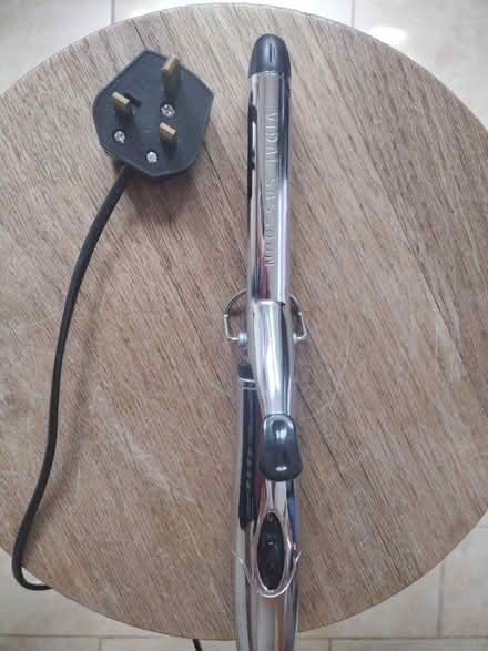 Photo of free Hair curling tongs (Norwich NR7) #1