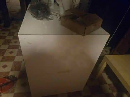Photo of free White table (Waterbury) #2