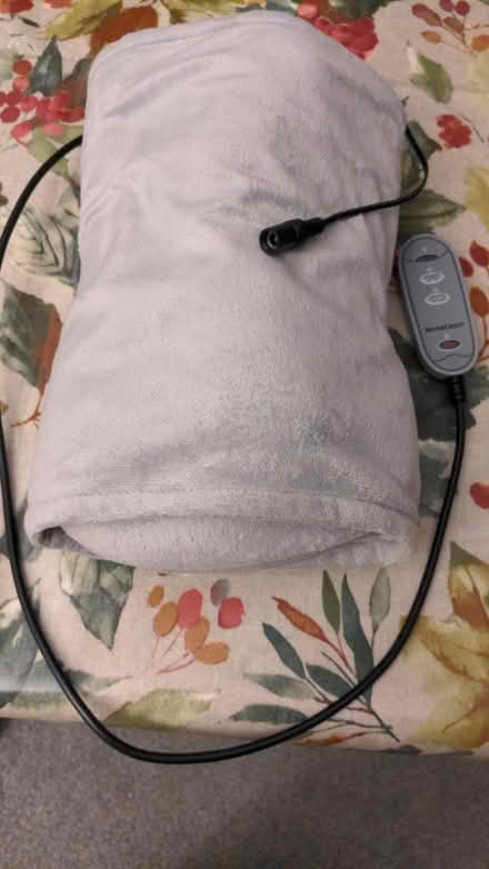 Photo of free Shiatsu Massager with Heat (BN8) #1
