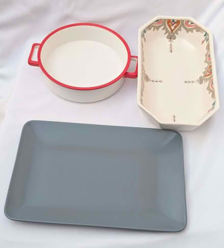 Photo of free Three serving dishes/plates (Toton NG9) #2