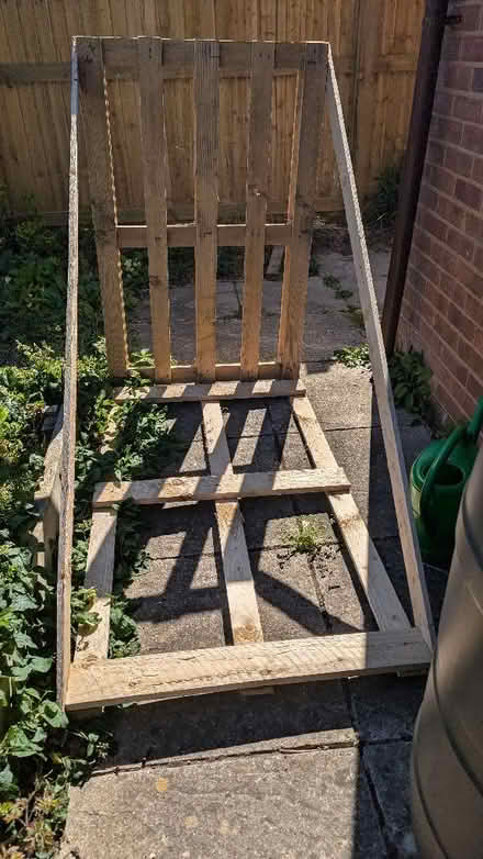 Photo of free Large wooden delivery pallet (Cambridge GL2) #1