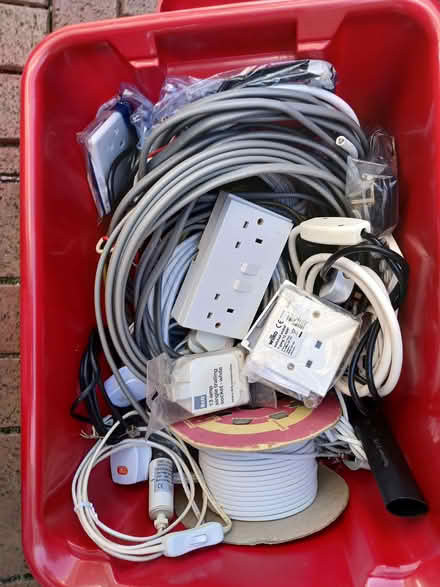 Photo of free Elec cables etc (Tremadog LL49) #1