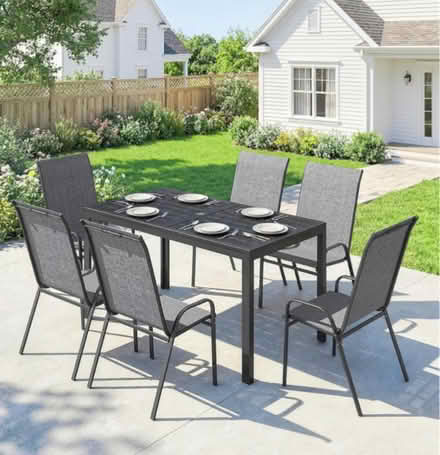 Photo of Patio table and chairs (St Claire Gardens) #1