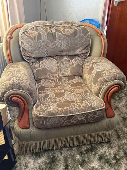 Photo of free Three piece suite, and storage footstool. Ex condition (Shavers End DY1) #3
