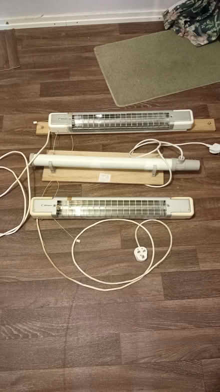 Photo of free 3 electric heaters (Homerton E9) #1