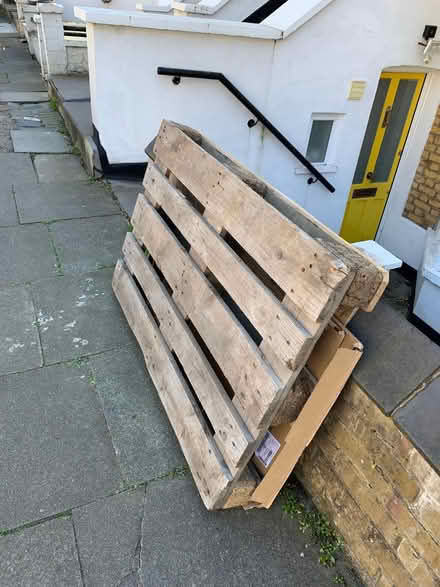 Photo of free Wooden pallet (Tufnell Park N19) #1