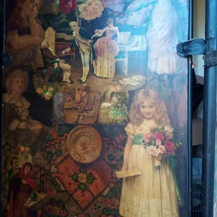 Photo of free Folding Victorian Decoupage Screen (Charlbury OX7) #3