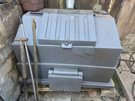 Photo of free Grey plastic coal shed (Renishaw S21) #1