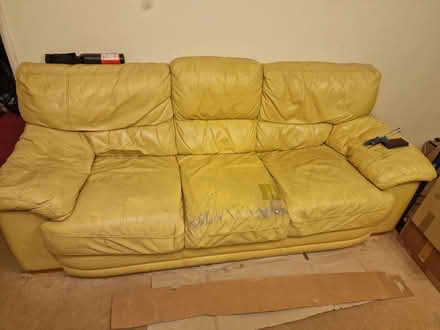 Photo of free Sofa (Church Hill North B98) #1