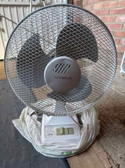 Photo of free Desktop Fan (Stokenchurch HP14) #1